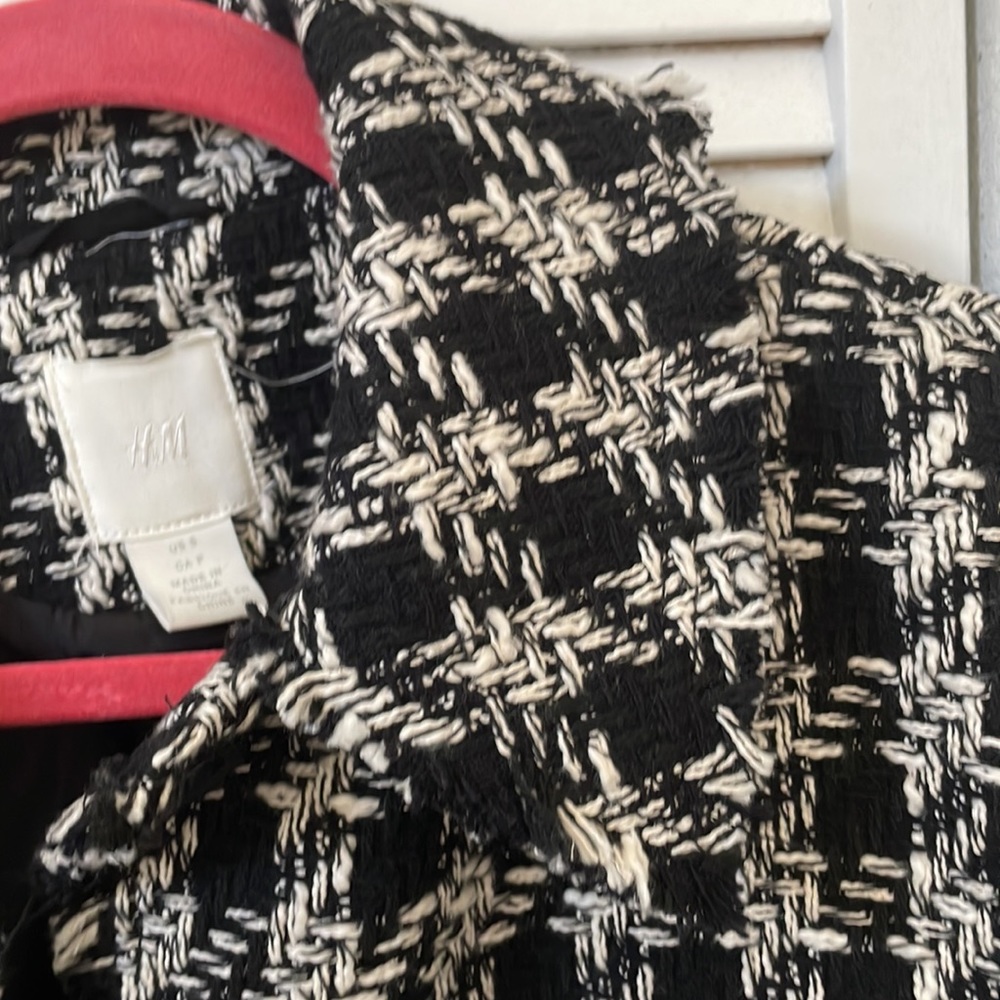 H&M Black and white Tweed Jacket / Shacket - Picture 5 of 5
